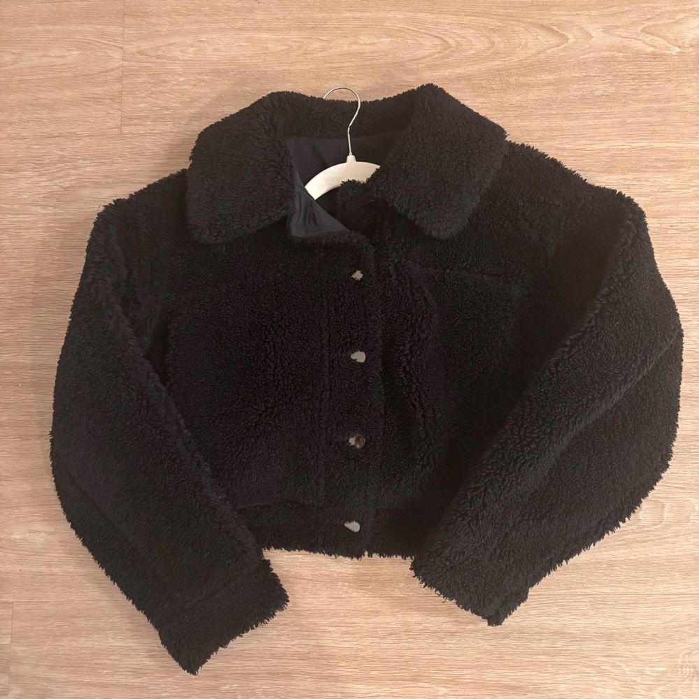LULULEMON - Textured Fleece Button Teddy Jacket in Black (4)